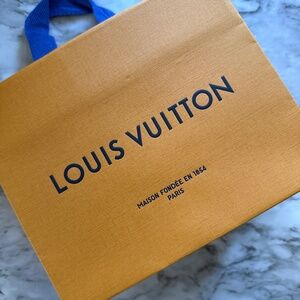 LOUIS VUITTON SMALL SHOPPING BAG